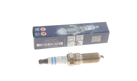 Фото 2 - Свічка запалювання BOSCH 0 242 240 706 (0242240706)