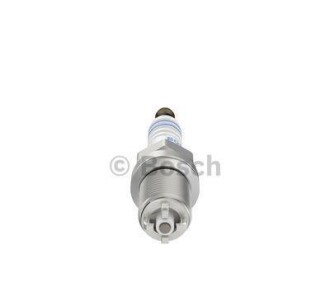 Фото 5 - Свеча зажигания BOSCH 0242245559