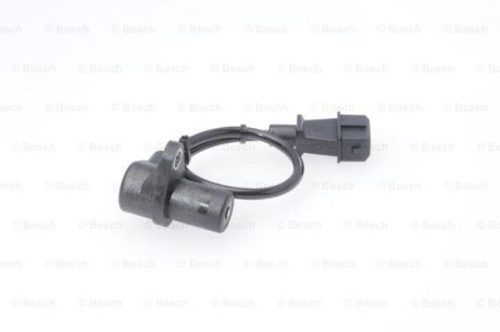 Фото 5 - Датчик колінвалу BOSCH 0 261 210 152 (0261210152)