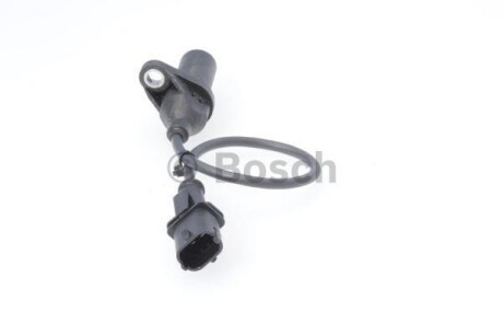 Фото 2 - Датчик колінвалу BOSCH 0261210198