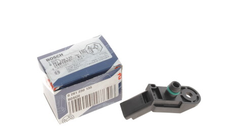 Фото 3 - Датчик давления наддува BOSCH 0 261 230 135 (0261230135)