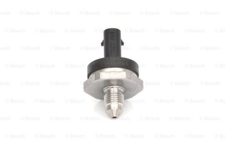Фото 2 - Датчик тиску палива BOSCH 0 261 545 121 (0261545121)