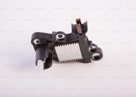 Фото 2 - Реле регулятора генератора BOSCH 0272220733