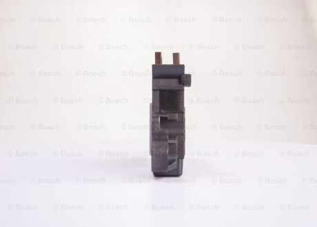 Фото 3 - Реле регулятор генератора BOSCH 0 272 220 734 (0272220734)