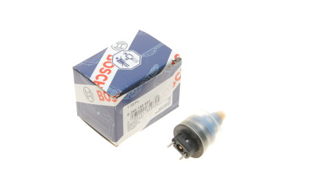 Клапан форсунки VW Golf II/III/Passat B3/B4 1.6/1.8 i 86-99 0 280 150 651 - (051133025A) BOSCH 0280150651 (фото 1)