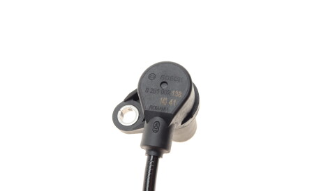 Фото 2 - Датчик коленвала BOSCH 0 281 002 138 (0281002138)