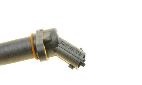 Фото 3 - Датчик коленвала BOSCH 0 281 002 315 (0281002315)