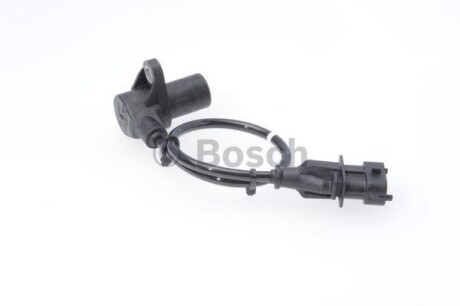 Фото 5 - Датчик колінвалу BOSCH 0 281 002 820