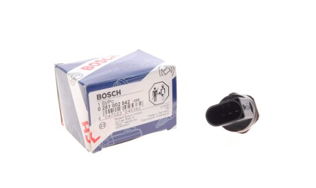 Датчик, давление подачи топлива - (059130758, 13537794758) BOSCH 0 281 002 842 (фото 1)