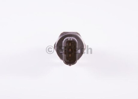 Фото 2 - Датчик тиску палива BOSCH 0 281 006 087 (0281006087)