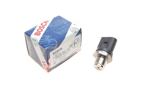 Датчик давления топлива BMW 1 2 3 4 5 6 7 8 (B47 B57) 14- - (13538577634, 8577634) BOSCH 0 281 007 871