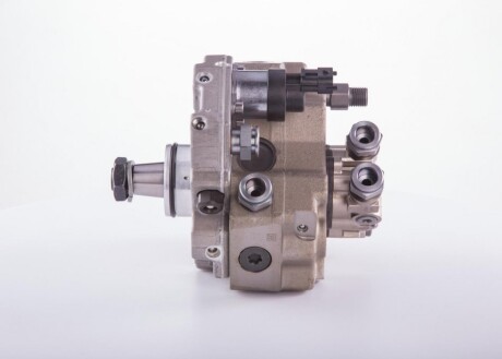 Фото 3 - Тнвд (насос высокого давления) BOSCH 0 445 020 175