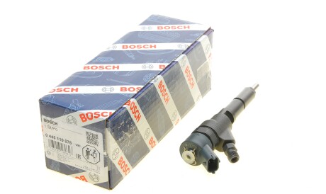 Форсунка паливна Fiat Ducato Scudo 2.0JTD 99- - (198084, 9653594280, 1980H9) BOSCH 0 445 110 076