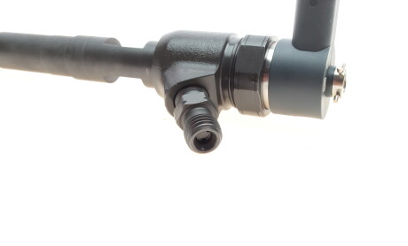 Фото 4 - Форсунка паливна BOSCH 0445110183