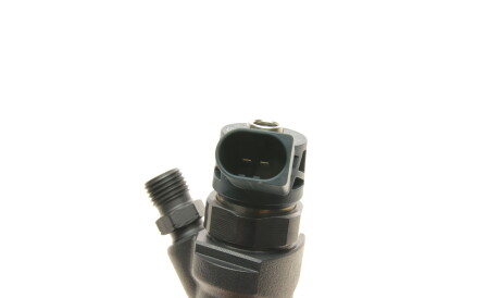 Фото 3 - Форсунка топливная BOSCH 0 445 110 597 (0445110597)