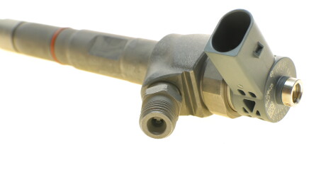 Фото 3 - Форсунка паливна BOSCH 0 445 110 646 (0445110646)