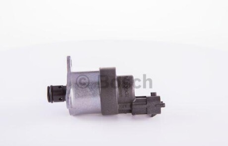 Фото 4 - Регулятор тиску палива BOSCH 0928400726