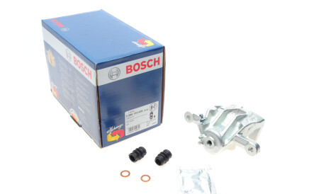 Супорт заднiй правий - (5821017300, 582102E000, 582102E300) BOSCH 0 986 135 426