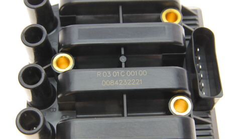 Фото 8 - Катушка зажигания BOSCH 0 986 221 049 (0986221049)