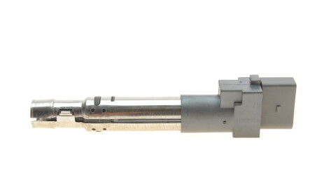 Фото 3 - Катушка зажигания BOSCH 0 986 221 051 (0986221051)