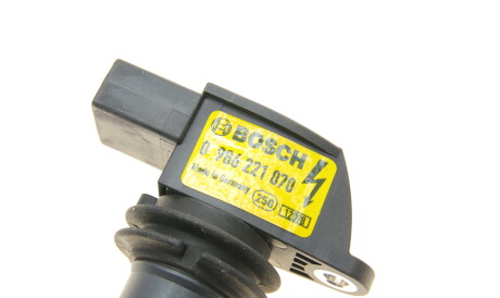 Фото 3 - Котушка запалювання BOSCH 0 986 221 070 (0986221070)
