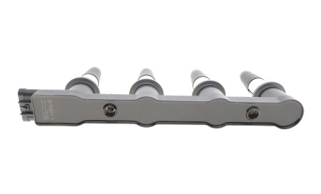 Фото 4 - Катушка зажигания BOSCH 0 986 22A 211 (098622A211)