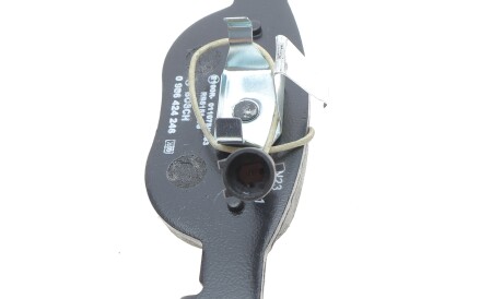 Фото 2 - Гальмівні колодки BOSCH 0 986 424 246