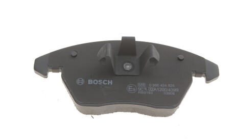 Фото 2 - Гальмівні колодки BOSCH 0 986 424 825 (0986424825)
