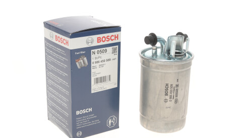 Топливный фильтр - (057127401A, 057127435D, 059127401A) BOSCH 0 986 450 509