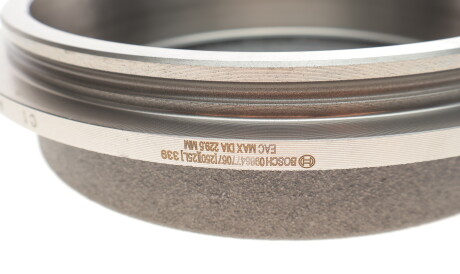 Фото 2 - Тормозной барабан BOSCH 0 986 477 067 (0986477067)