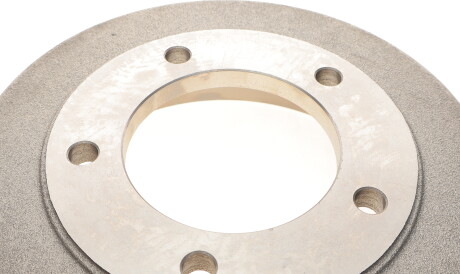 Фото 2 - Тормозной барабан BOSCH 0 986 477 203 (0986477203)