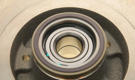 Фото 2 - Тормозной диск BOSCH 0 986 479 009 (0986479009)