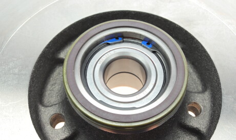 Фото 2 - Тормозной диск BOSCH 0 986 479 445