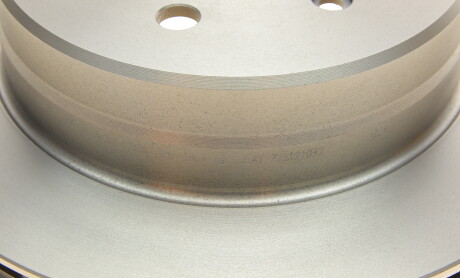 Фото 4 - Тормозной диск BOSCH 0 986 479 665 (0986479665)