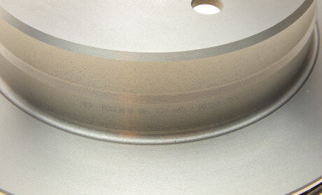 Фото 5 - Тормозной диск BOSCH 0 986 479 665 (0986479665)