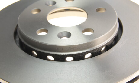 Фото 3 - Тормозной диск BOSCH 0 986 479 S66 (0986479S66)