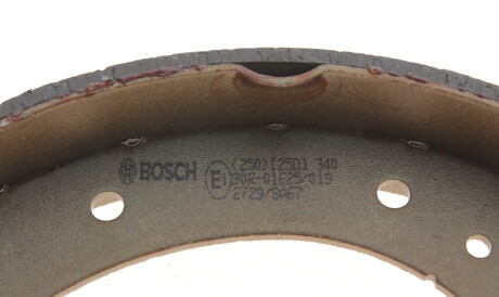Фото 2 - Гальмівні колодки BOSCH 0 986 487 528 (0986487528)