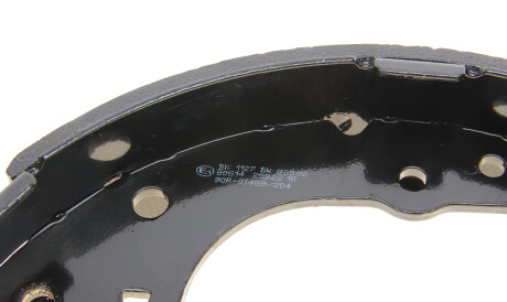 Фото 2 - Гальмівні колодки BOSCH 0 986 487 743 (0986487743)