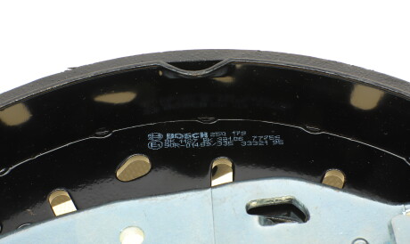 Фото 3 - Тормозные колодки BOSCH 0 986 487 773 (0986487773)