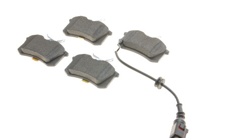 Фото 2 - Тормозные колодки BOSCH 0 986 494 598 (0986494598)