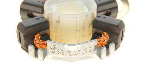 Фото 2 - Щетка стартера BOSCH 1 004 336 526 (1004336526)