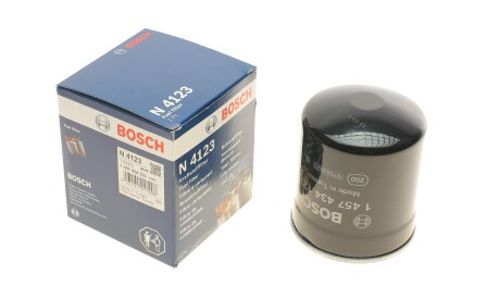 Фильтр топливный Mercedes OM601-602 - BOSCH 1 457 434 123