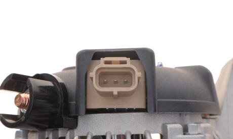 Фото 3 - Автомобільний генератор BOSCH 1986A01349