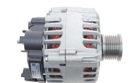 Фото 3 - Автомобільний генератор BOSCH 1986A01568