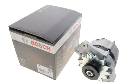 Генератор VW T4 2.4D/2.5 90-03 (14V/65A) - BOSCH 1 986 A01 855