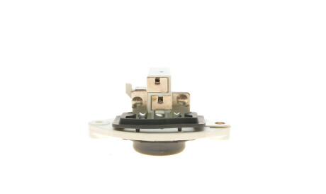 Фото 3 - Реле регулятор генератора BOSCH 1 986 AE0 007 (1986AE0007)