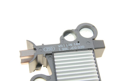 Фото 3 - Автозапчасть BOSCH 1 986 AE0 020