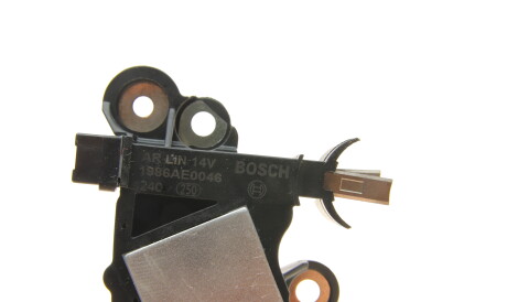 Фото 2 - Реле регулятора генератора BOSCH 1 986 AE0 046 (1986AE0046)