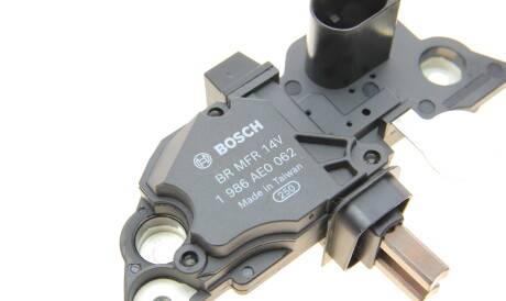 Фото 3 - Реле регулятора генератора BOSCH 1 986 AE0 062 (1986AE0062)