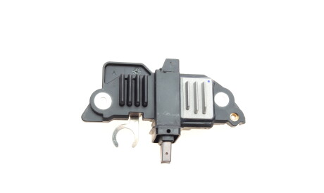 Фото 2 - Реле регулятор генератора BOSCH 1 986 AE0 140 (1986AE0140)